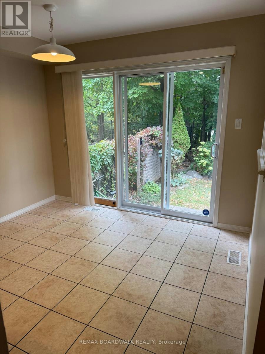 112 Gatespark Private Private E, Ottawa, ON, K2T 1L1 - 8