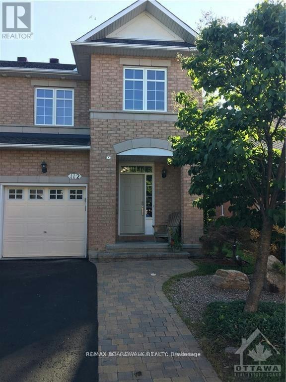 112 Gatespark Private Private E, Ottawa, ON, K2T 1L1