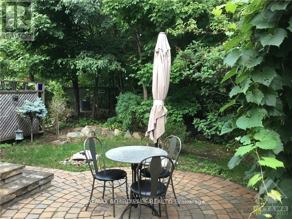 112 Gatespark Private Private E, Ottawa, ON, K2T 1L1 - 12