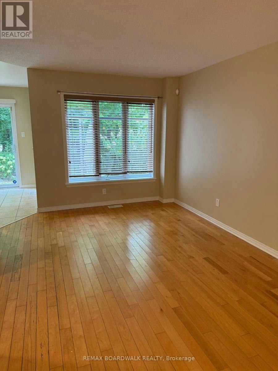 112 Gatespark Private Private E, Ottawa, ON, K2T 1L1 - 6