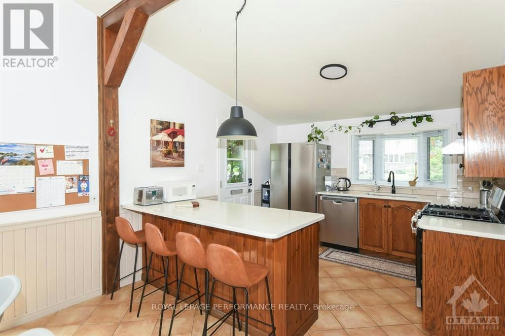 85 Crownhill Street, Ottawa, ON, K1J 6W9 - 9