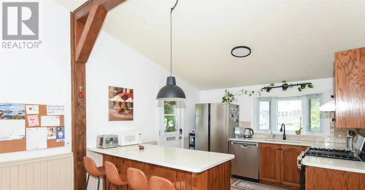 85 Crownhill Street, Ottawa, ON, K1J 6W9 - 9