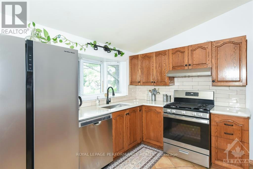 85 Crownhill Street, Ottawa, ON, K1J 6W9 - 11