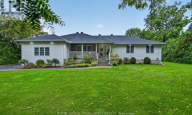 1294 County 2 Rd Road E
