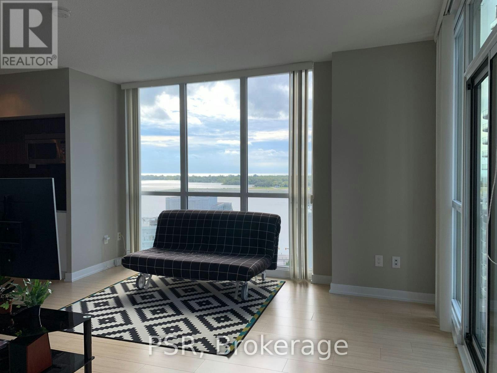 1908-75 Queens Wharf Road, Toronto, ON, M5V 0J8 - 6