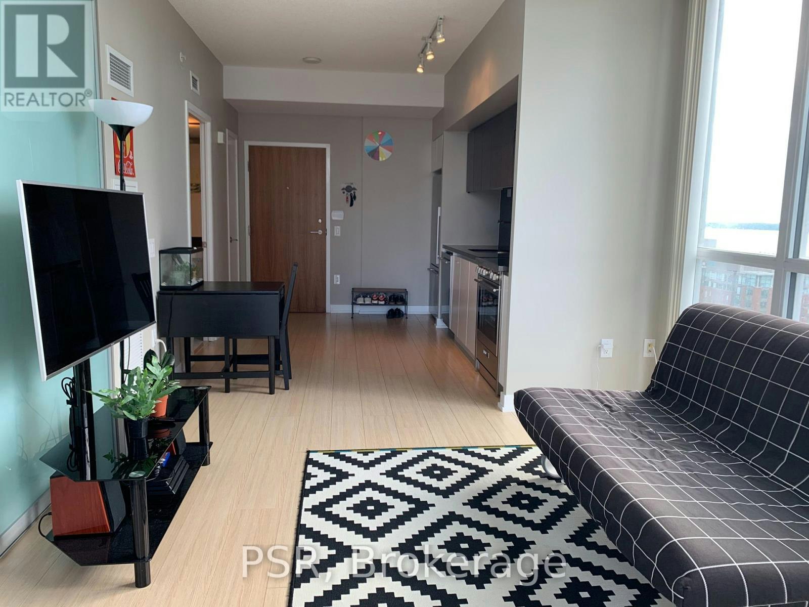 1908-75 Queens Wharf Road, Toronto, ON, M5V 0J8 - 4