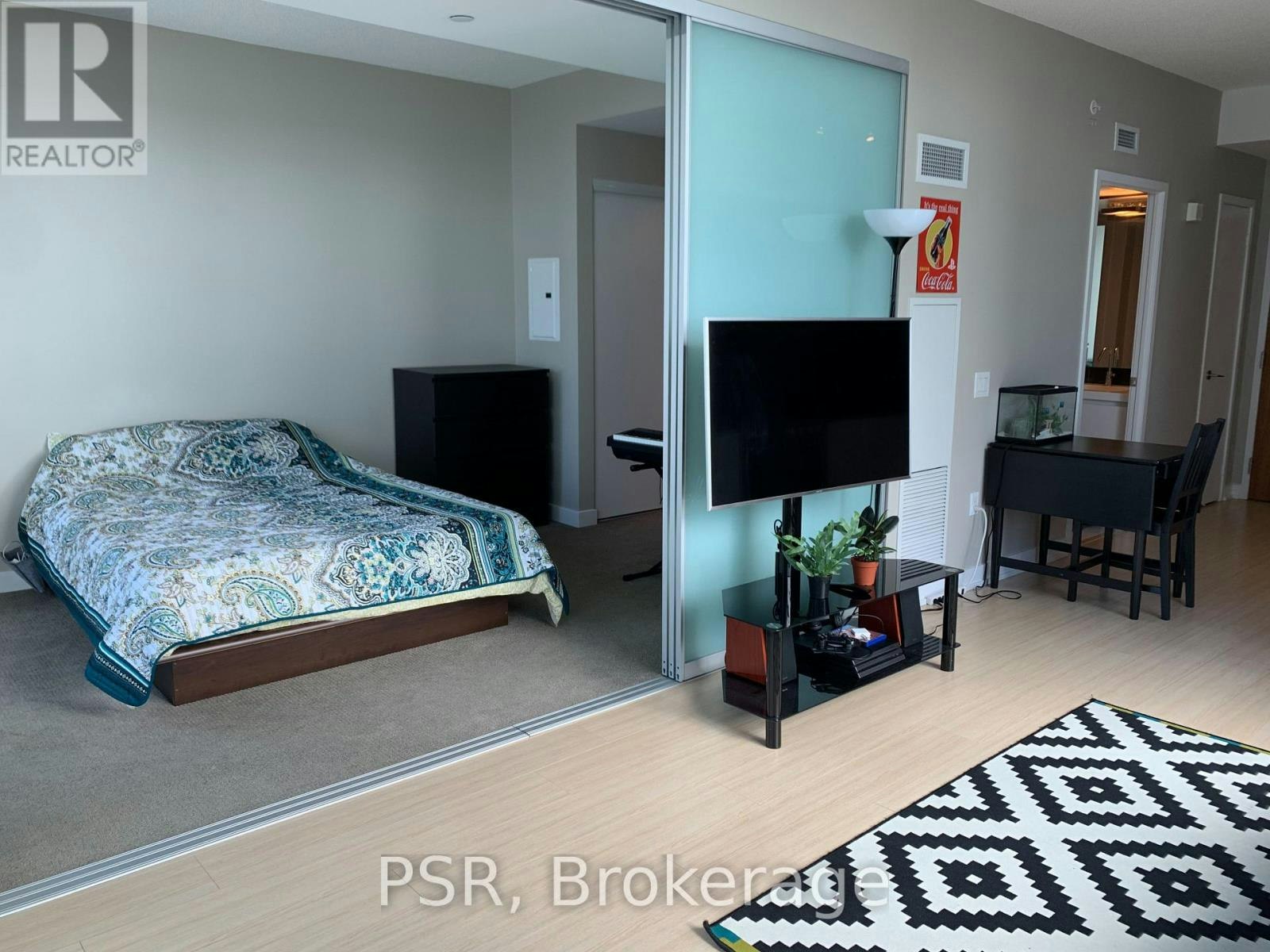 1908-75 Queens Wharf Road, Toronto, ON, M5V 0J8 - 5