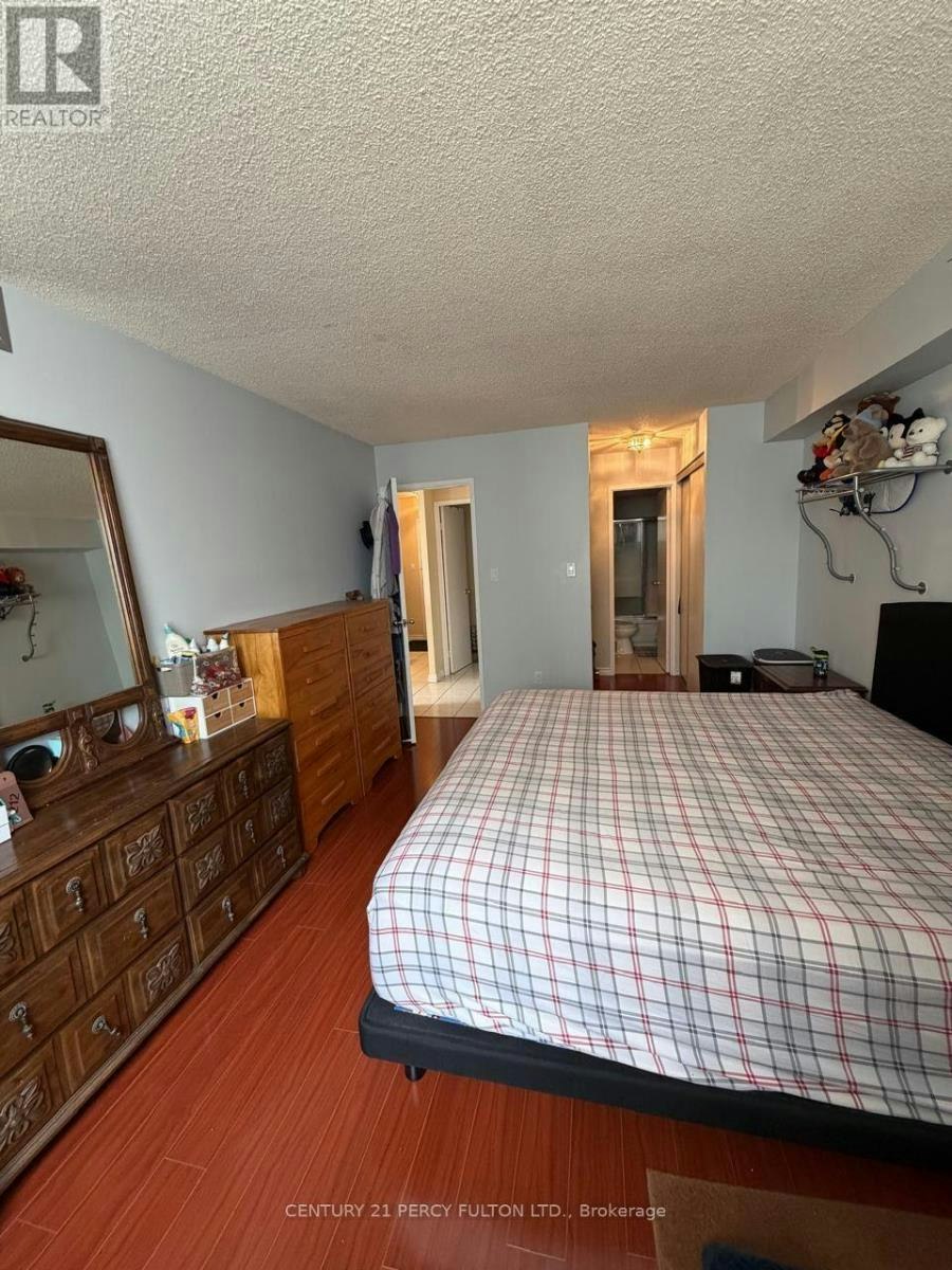 1111-633 Bay Street, Toronto, ON, M5G 2G4 - 5