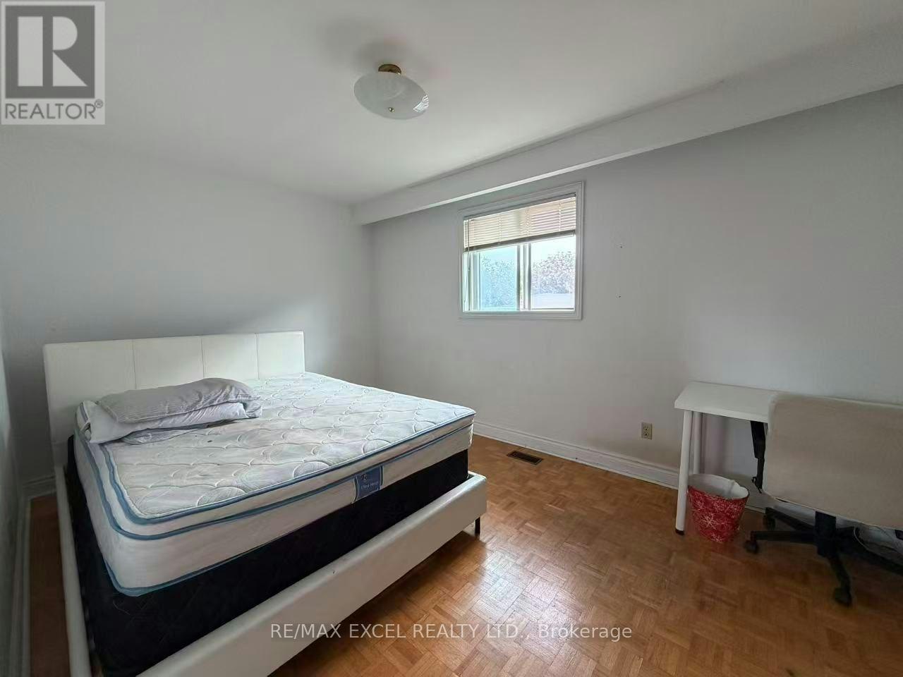 UPPER-56 Leafield Drive, Toronto, ON, M1W 2T2 - 17