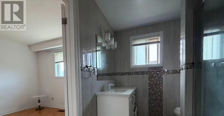 UPPER-56 Leafield Drive, Toronto, ON, M1W 2T2 - 19