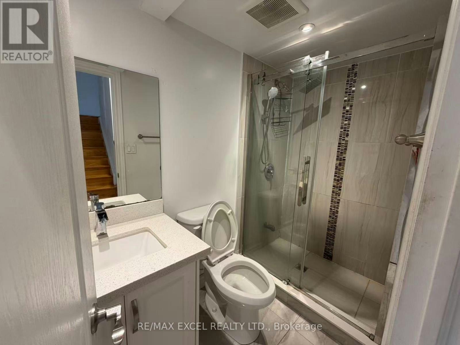UPPER-56 Leafield Drive, Toronto, ON, M1W 2T2 - 12