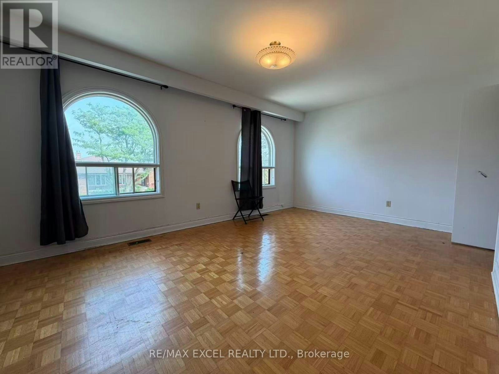 UPPER-56 Leafield Drive, Toronto, ON, M1W 2T2 - 14