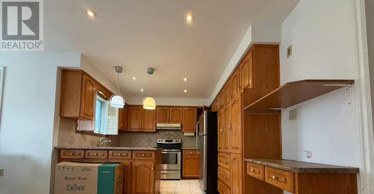 UPPER-56 Leafield Drive, Toronto, ON, M1W 2T2 - 10