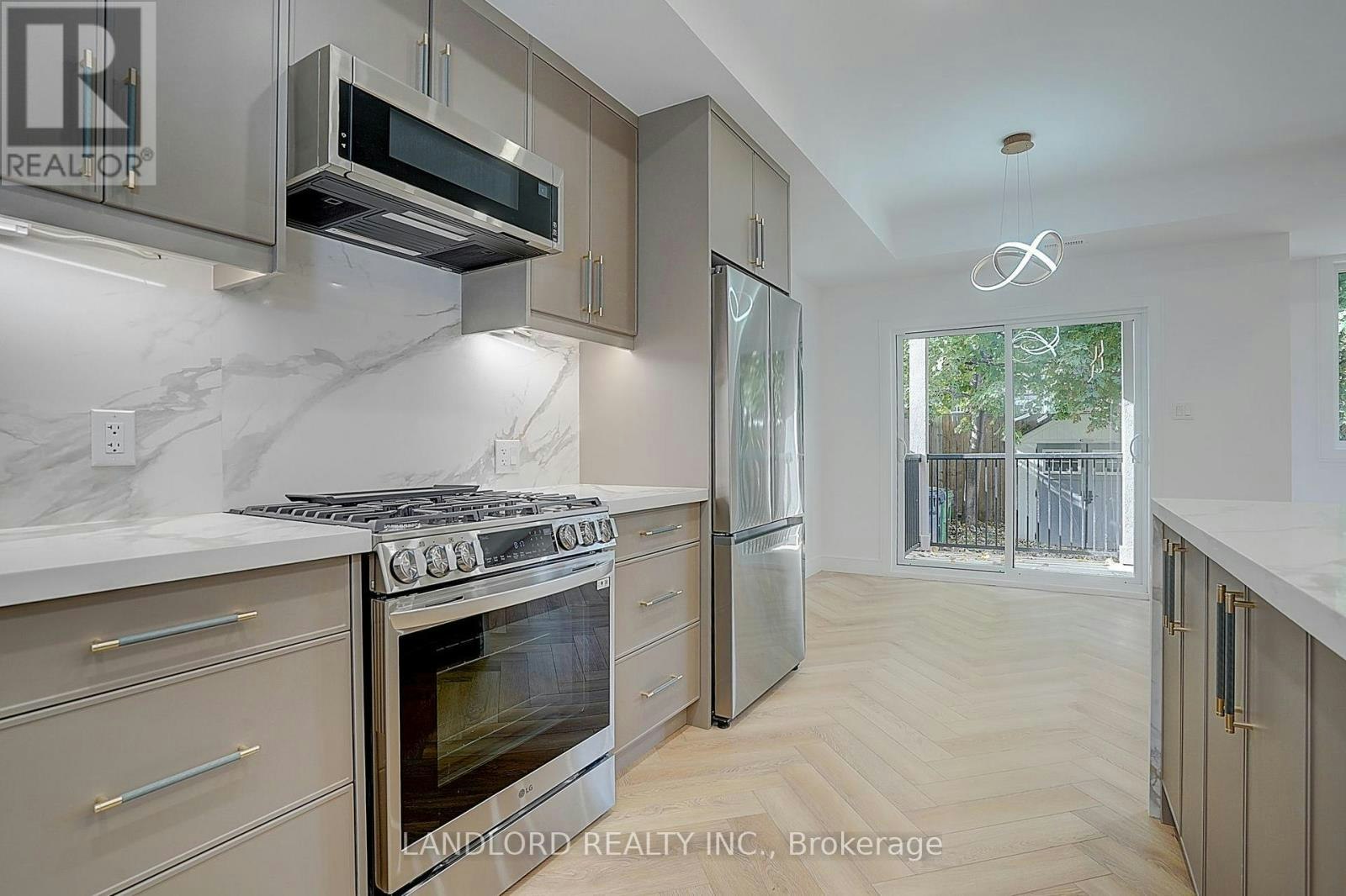 4-1344 Pape Avenue, Toronto, ON, M4K 3X2 - 16
