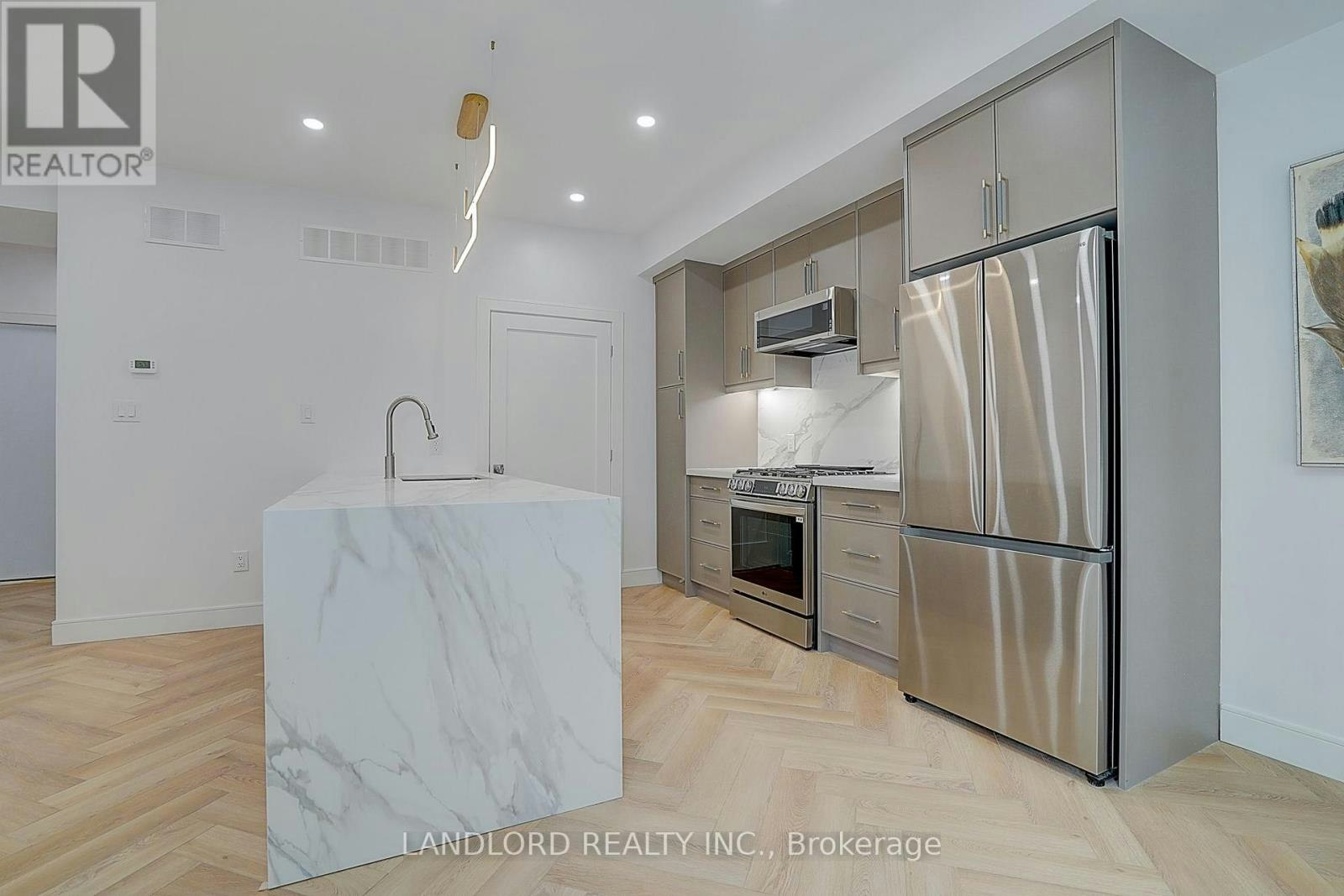 4-1344 Pape Avenue, Toronto, ON, M4K 3X2 - 14