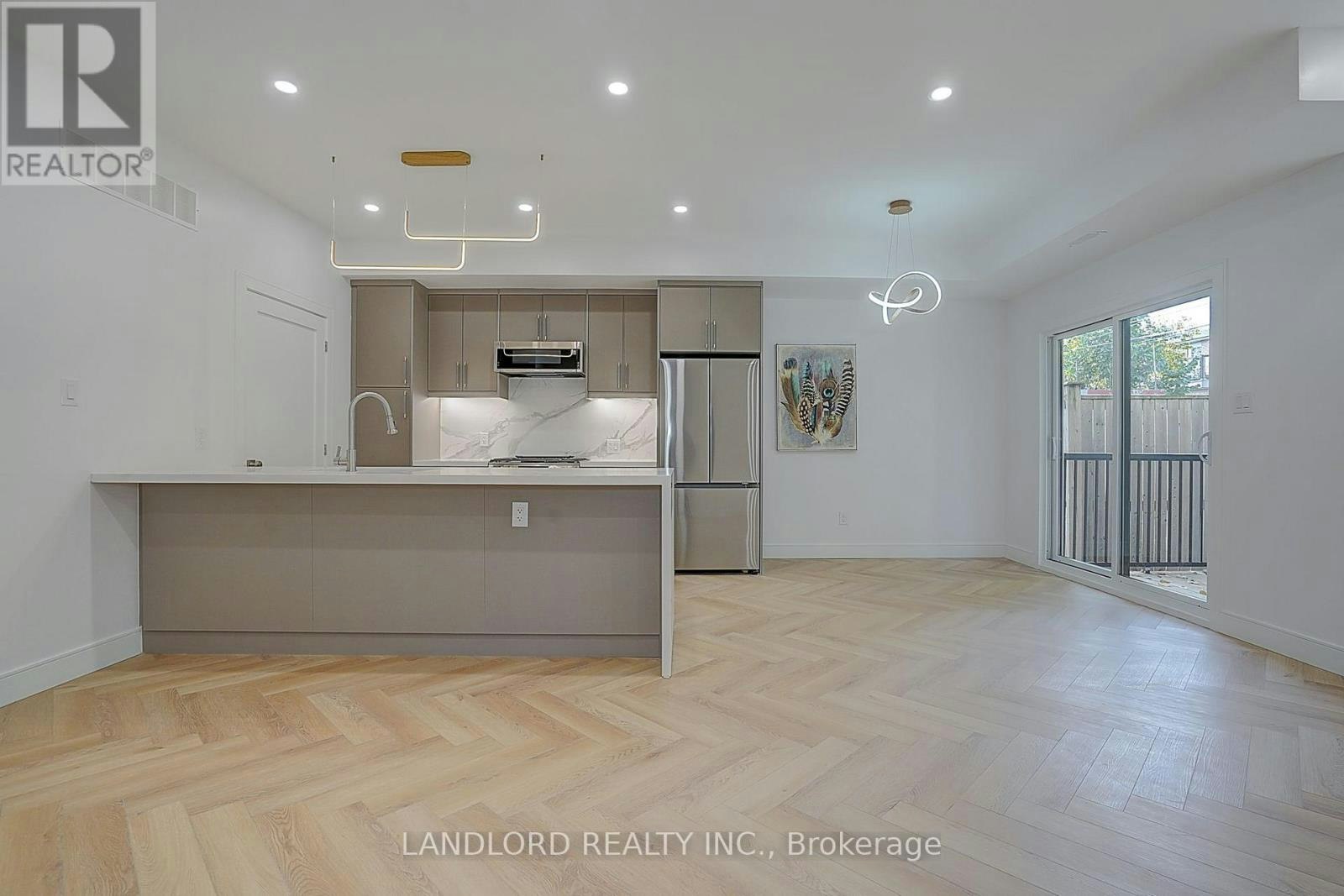 4-1344 Pape Avenue, Toronto, ON, M4K 3X2 - 13
