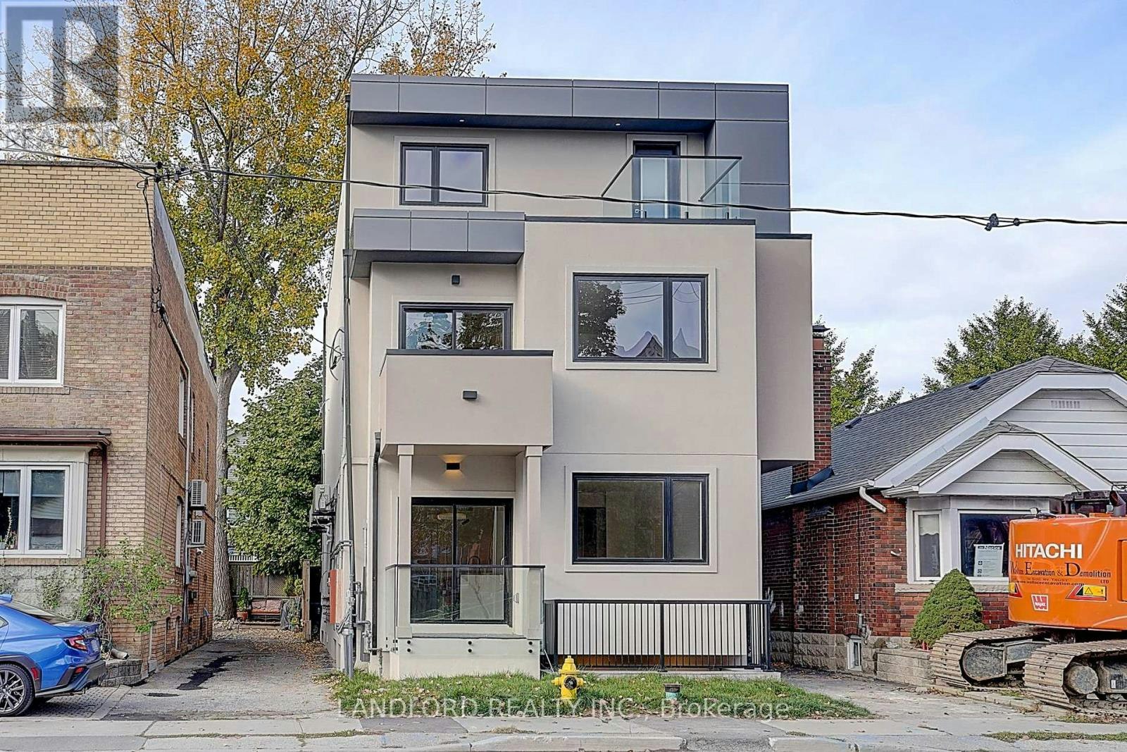 4-1344 Pape Avenue, Toronto, ON, M4K 3X2