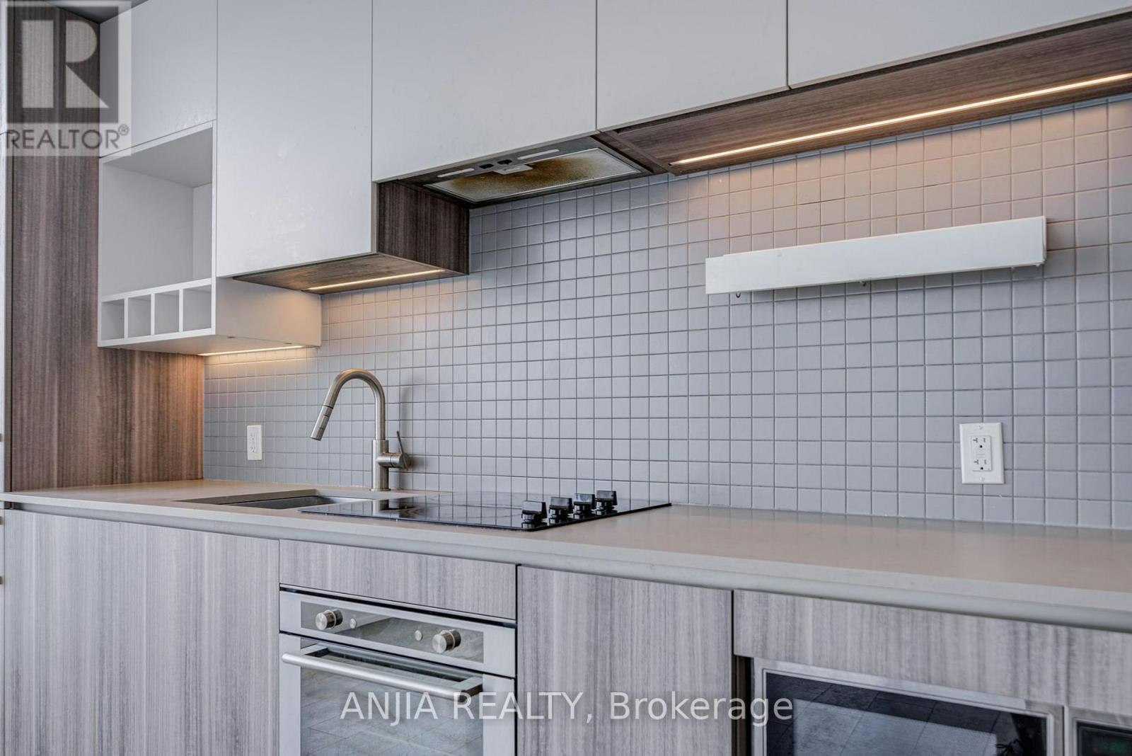 6102-5 Buttermill Avenue, Vaughan, ON, L4K 0J5 - 14