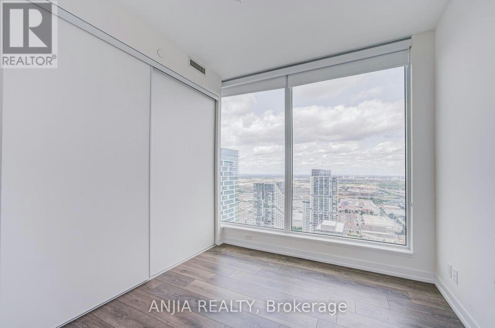 6102-5 Buttermill Avenue, Vaughan, ON, L4K 0J5 - 8