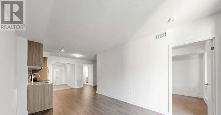312-4010 Eglinton Avenue W, Toronto, ON, M9A 0G5 - 7