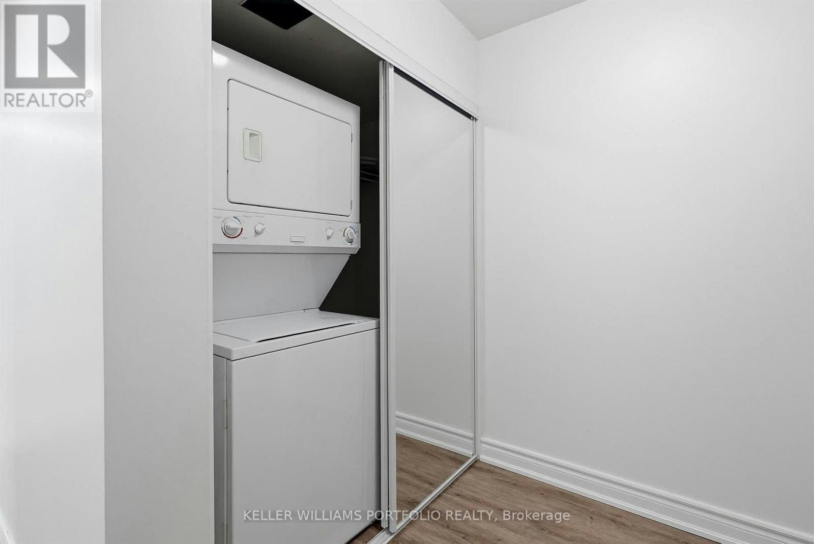 1602-4090 Living Arts Drive, Mississauga, ON, L5B 4M8 - 27