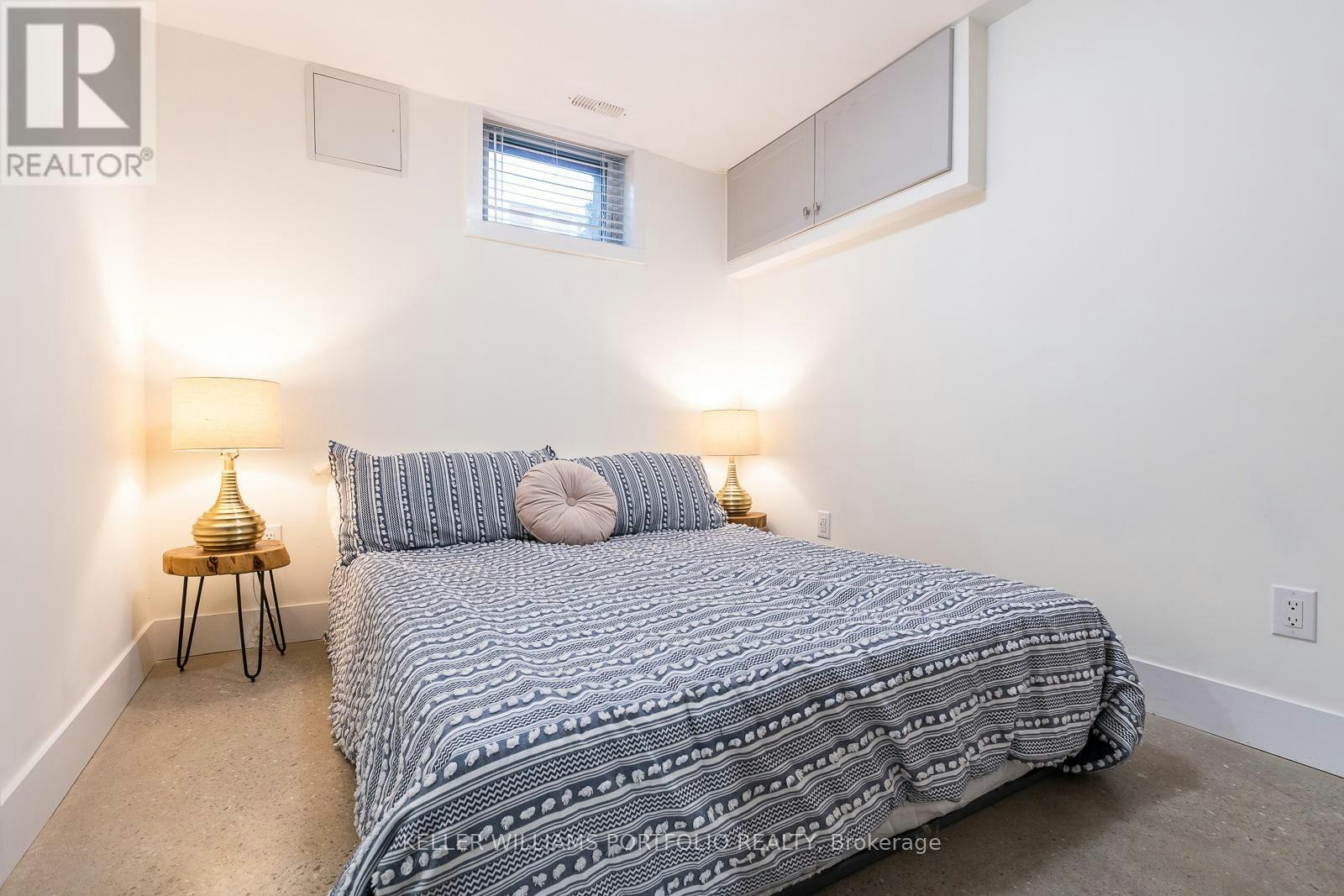 LOWER-180 Maria Street, Toronto, ON, M6P 1W4 - 5