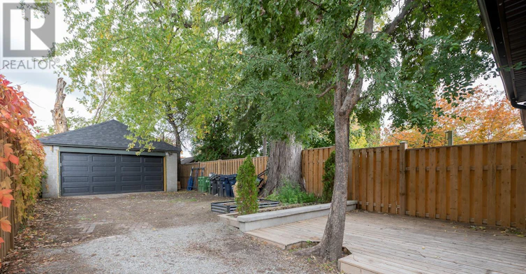 LOWER-180 Maria Street, Toronto, ON, M6P 1W4 - 23