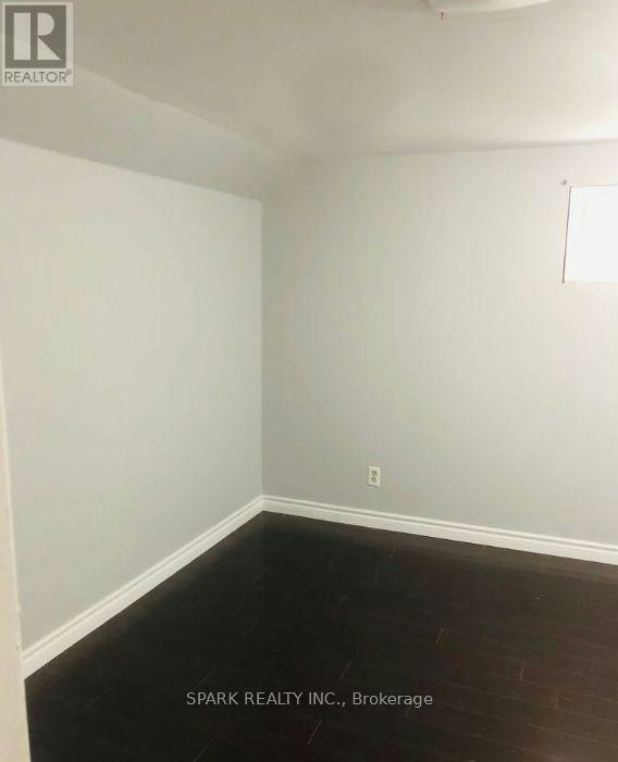 27 Erlesmere Avenue, Brampton, ON, L6W 2T4 - 4