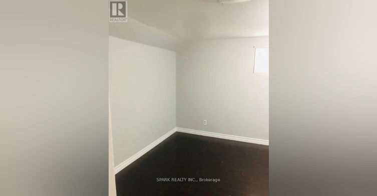 27 Erlesmere Avenue, Brampton, ON, L6W 2T4 - 4