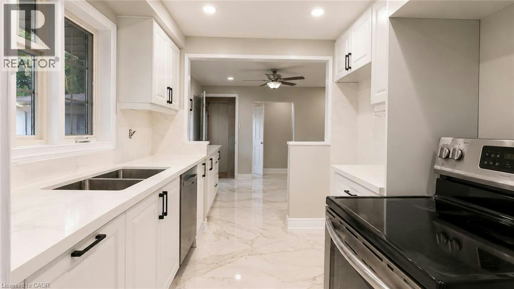 Upper-76 Appalachian Crescent, Kitchener, ON, N2E 1A4 - 7