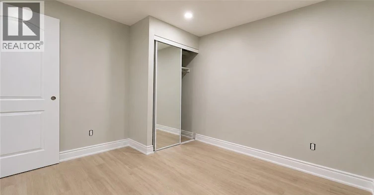 Upper-76 Appalachian Crescent, Kitchener, ON, N2E 1A4 - 11