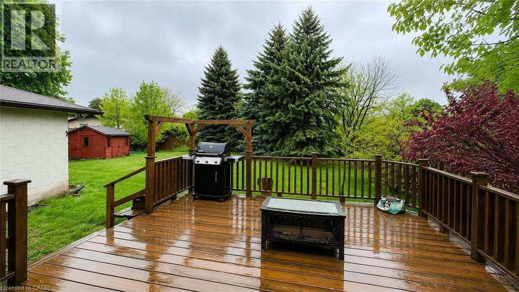 Upper-76 Appalachian Crescent, Kitchener, ON, N2E 1A4 - 17