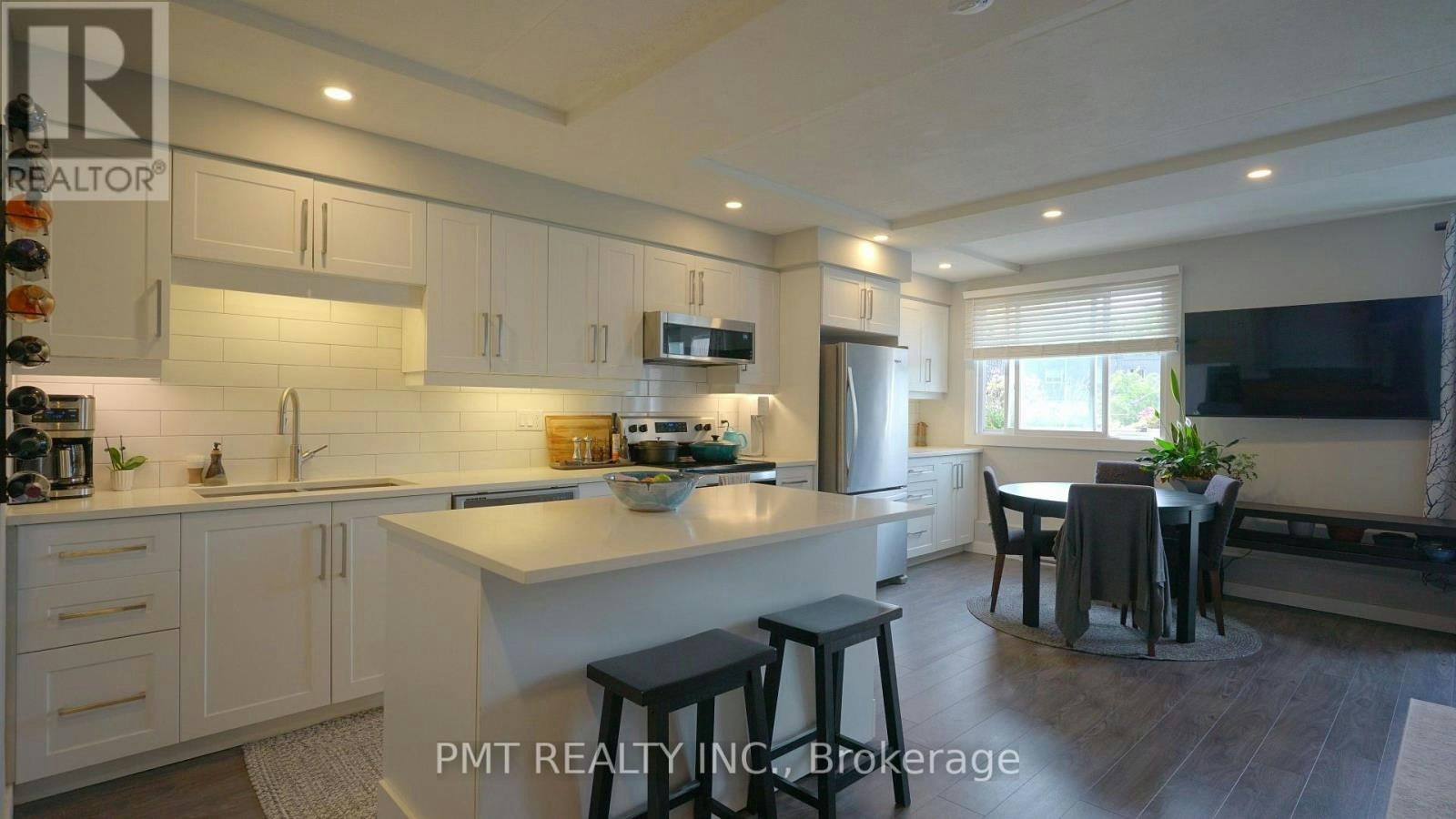 203-10 Cooper Street, Cambridge, ON, N3C 2N2 - 3
