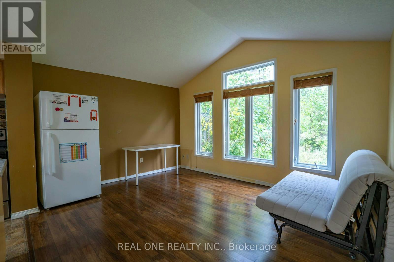 971 Creekside Drive, Waterloo, ON, N2V 2W5 - 5