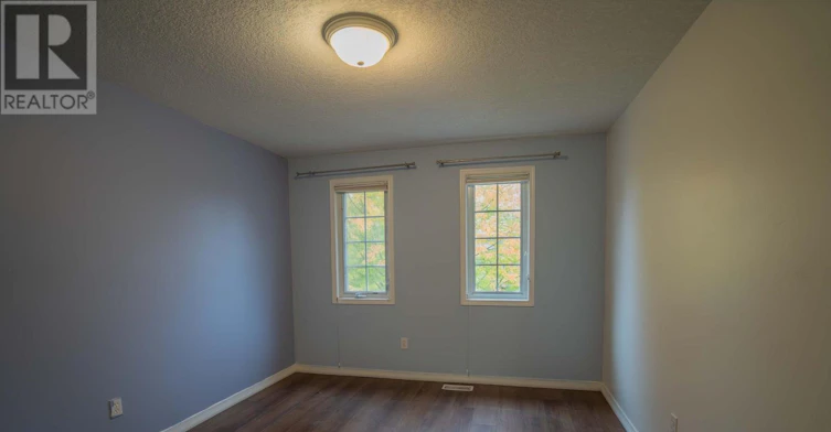971 Creekside Drive, Waterloo, ON, N2V 2W5 - 12