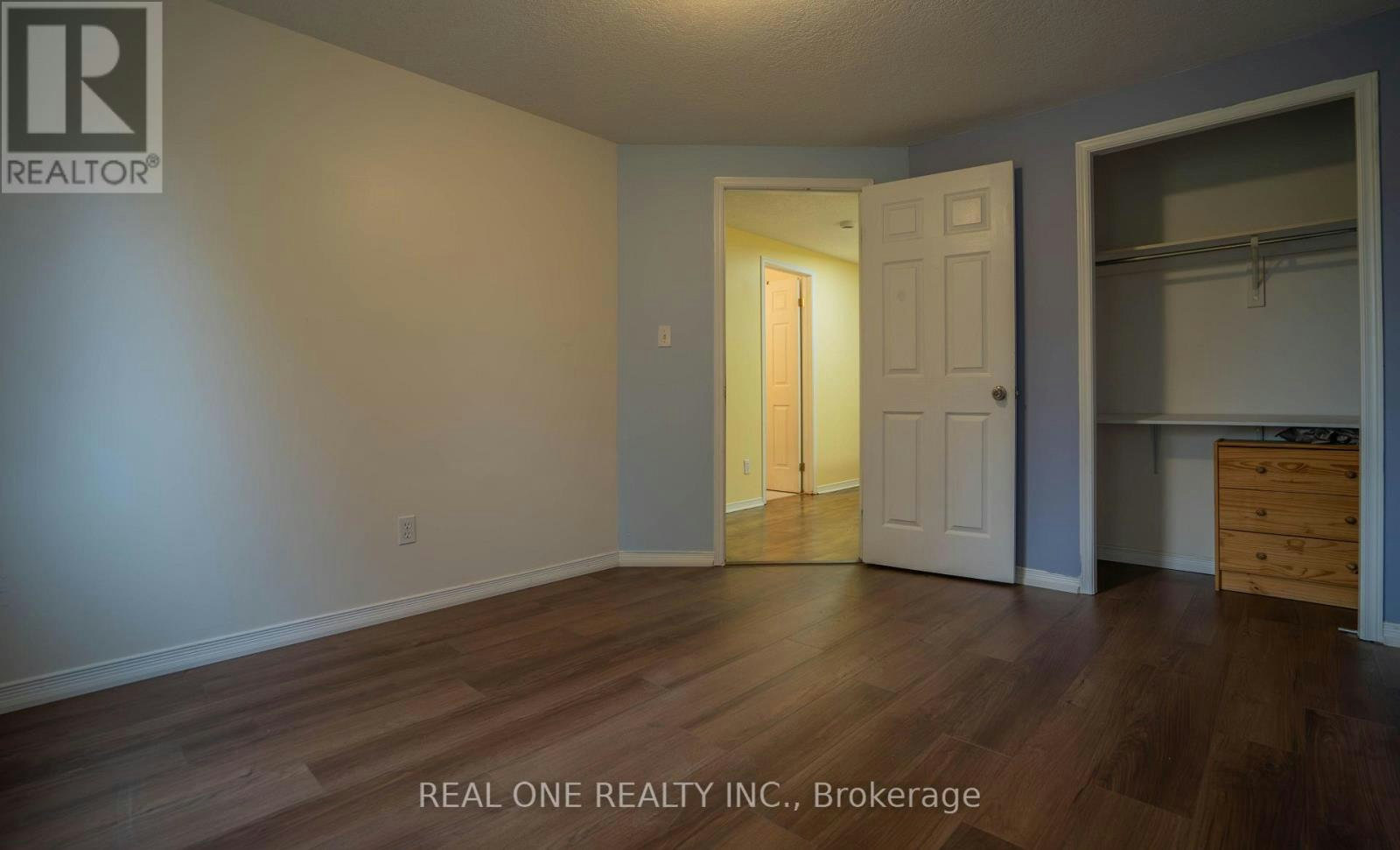 971 Creekside Drive, Waterloo, ON, N2V 2W5 - 13