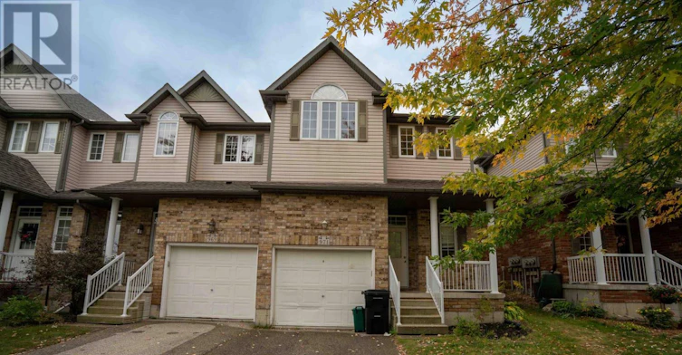 971 Creekside Drive, Waterloo, ON, N2V 2W5 - 2