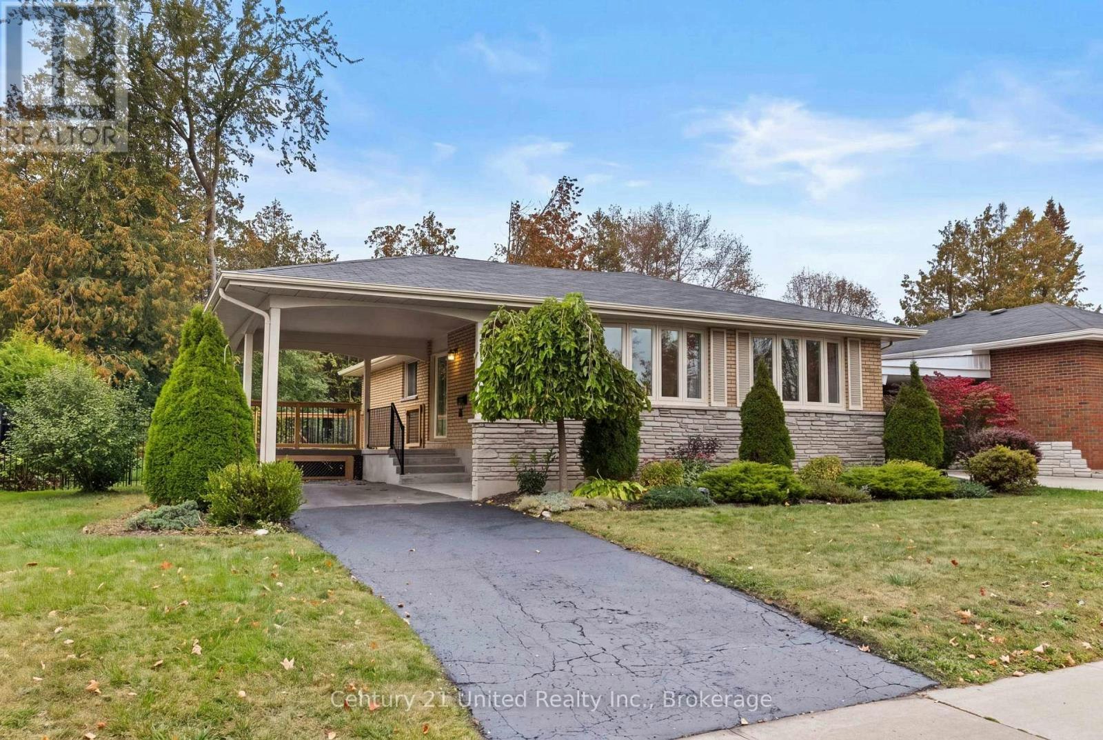 1203 Royal Drive, Peterborough, ON, K9H 6R3