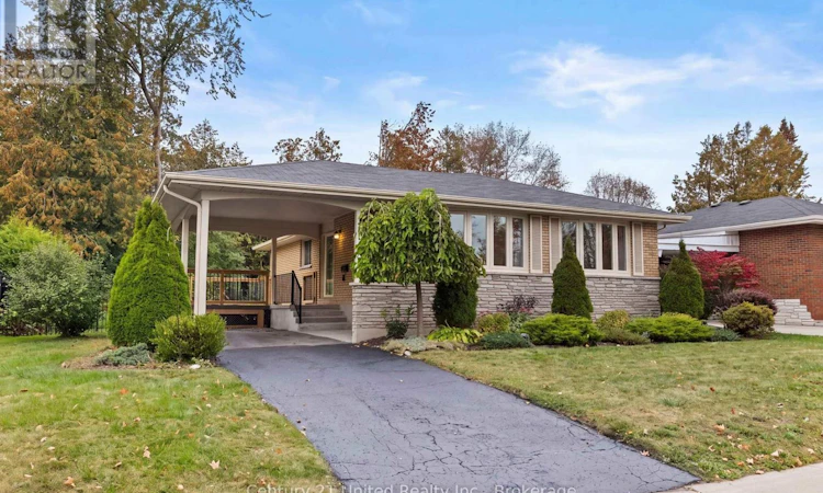1203 Royal Drive