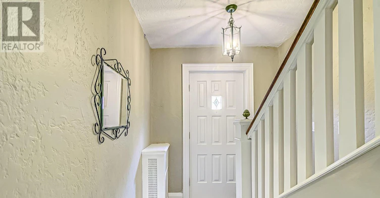 MAIN-12 Highbourne Road, Toronto, ON, M5P 2J2 - 12