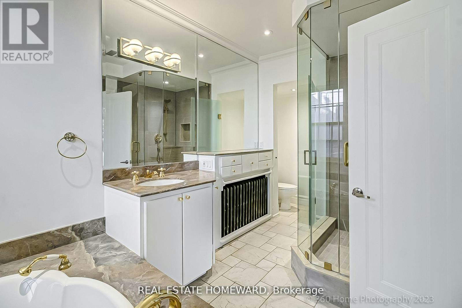 MAIN-12 Highbourne Road, Toronto, ON, M5P 2J2 - 8