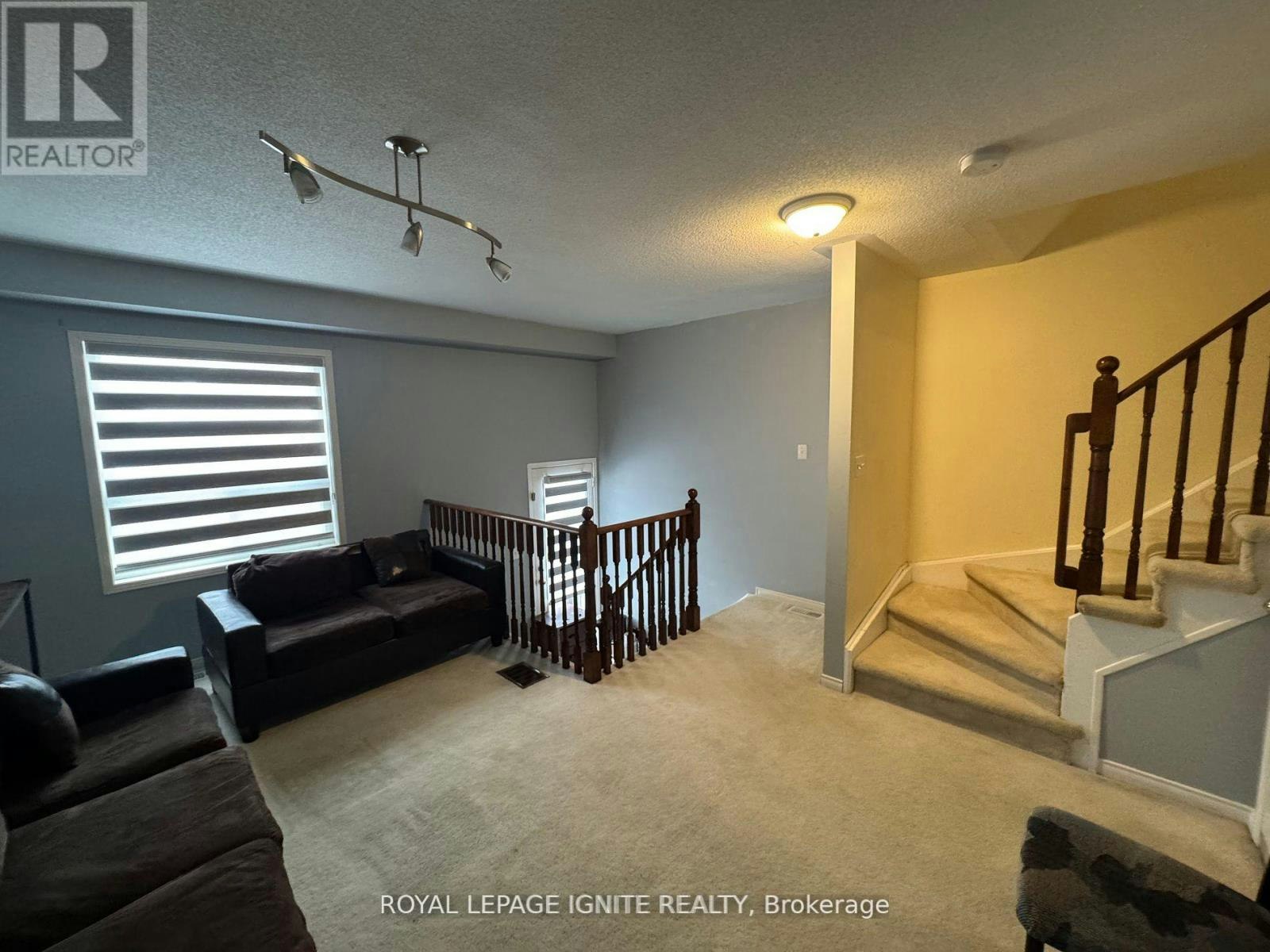 72 Oakins Lane, Ajax, ON, L1T 0H1 - 23