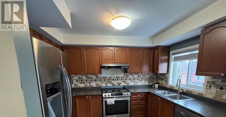 72 Oakins Lane, Ajax, ON, L1T 0H1 - 5