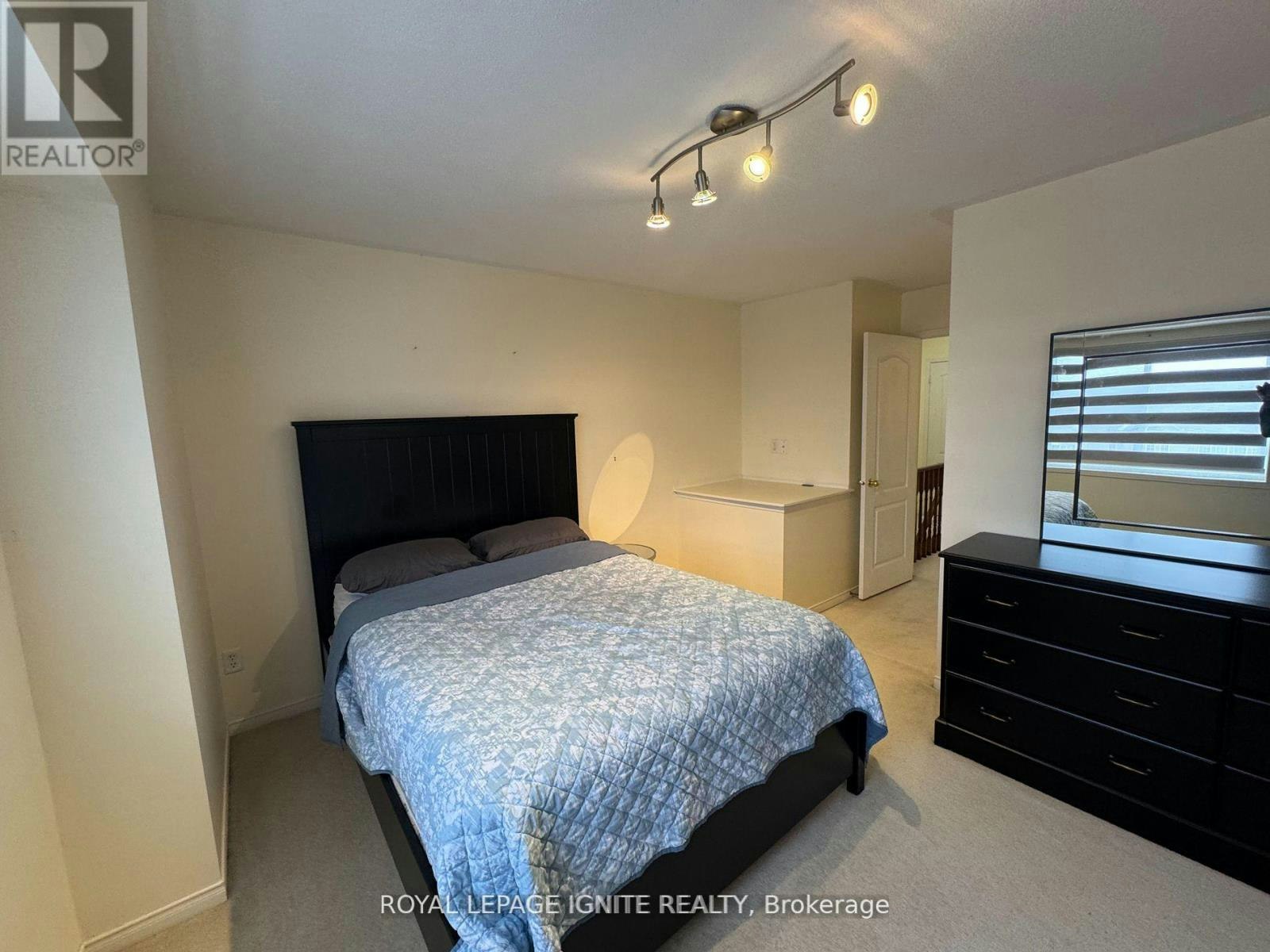 72 Oakins Lane, Ajax, ON, L1T 0H1 - 13