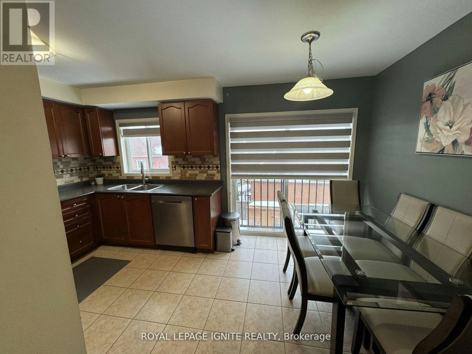 72 Oakins Lane, Ajax, ON, L1T 0H1 - 6