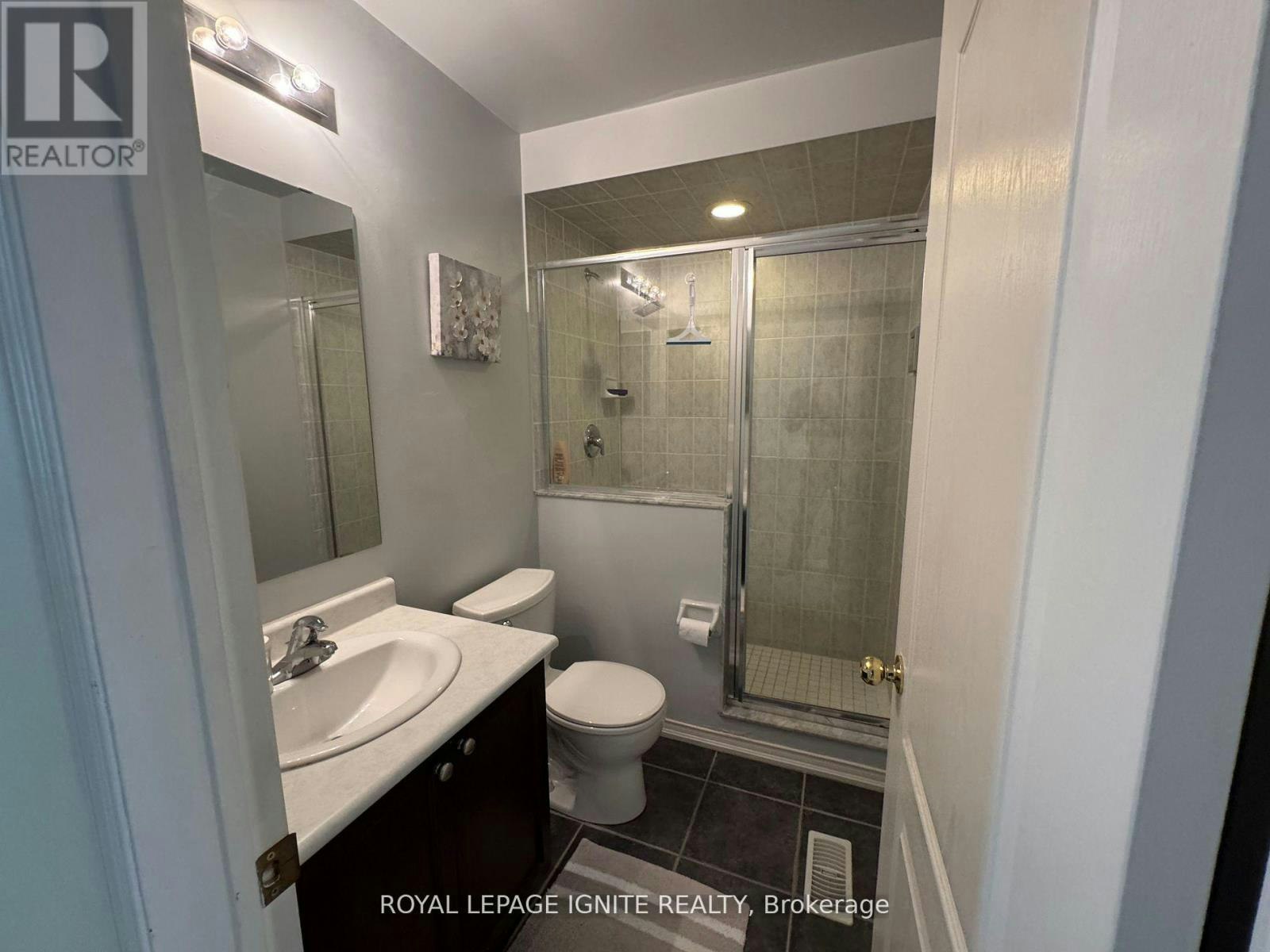 72 Oakins Lane, Ajax, ON, L1T 0H1 - 11