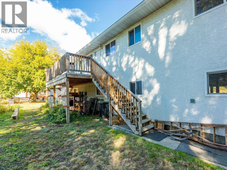 1011-1013 Lawson Avenue, Kelowna, BC, V1Y 6T3 - 12