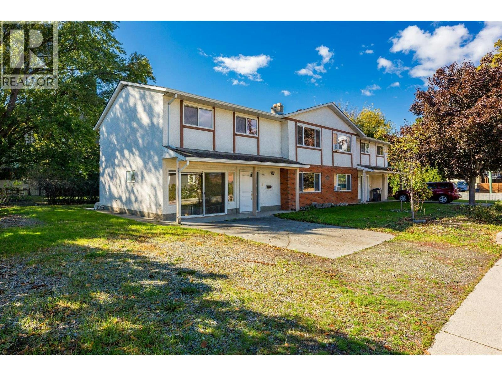 1011-1013 Lawson Avenue, Kelowna, BC, V1Y 6T3 - 24