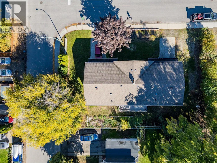 1011-1013 Lawson Avenue, Kelowna, BC, V1Y 6T3 - 17