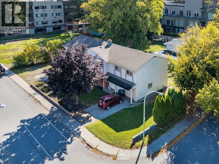 1011-1013 Lawson Avenue, Kelowna, BC, V1Y 6T3 - 19